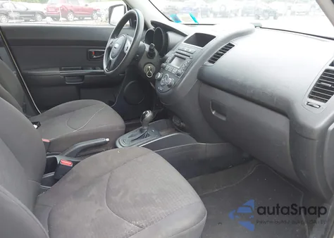 2013 Kia Soul z USA, uszkodzony, nr VIN KNDJT2A53D7765508